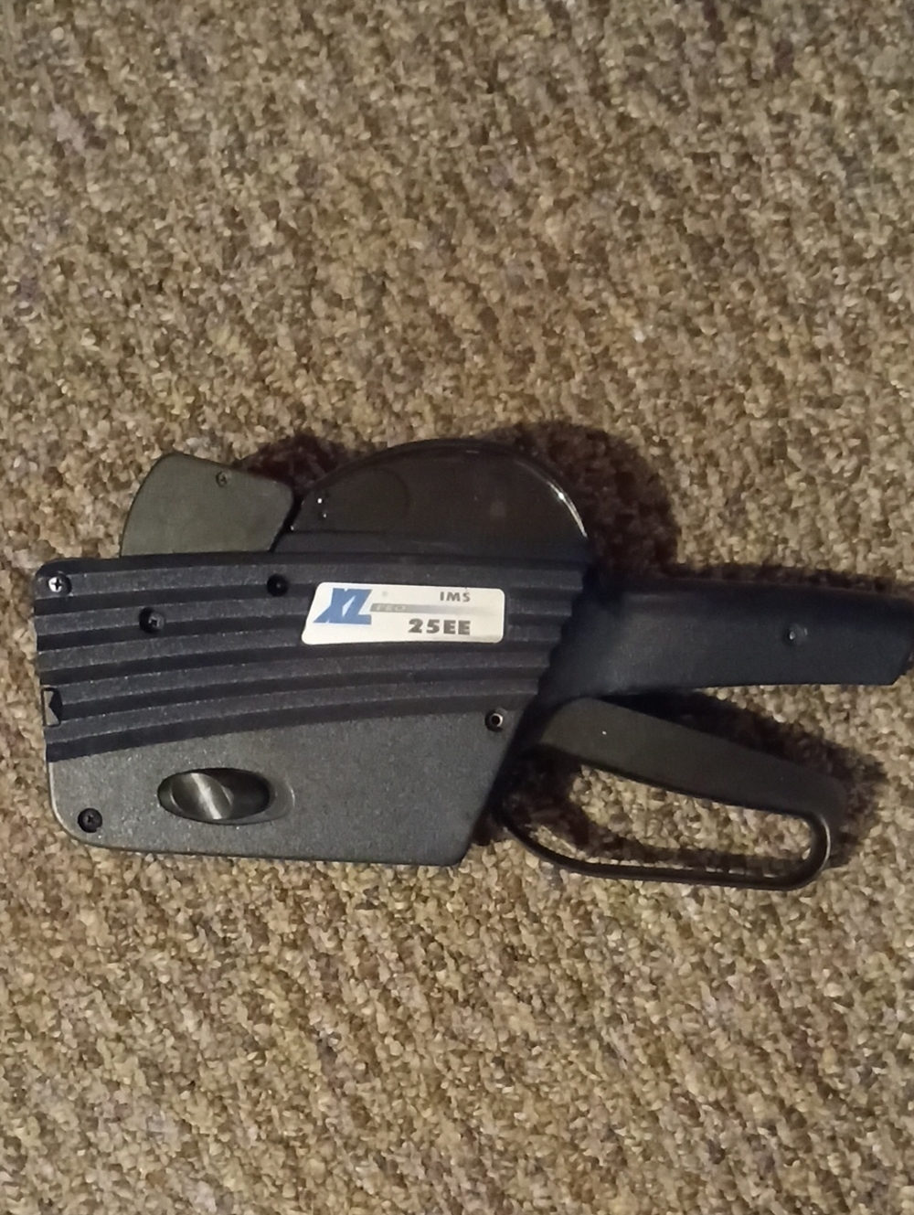 25EE Handheld Labeler in Black -
